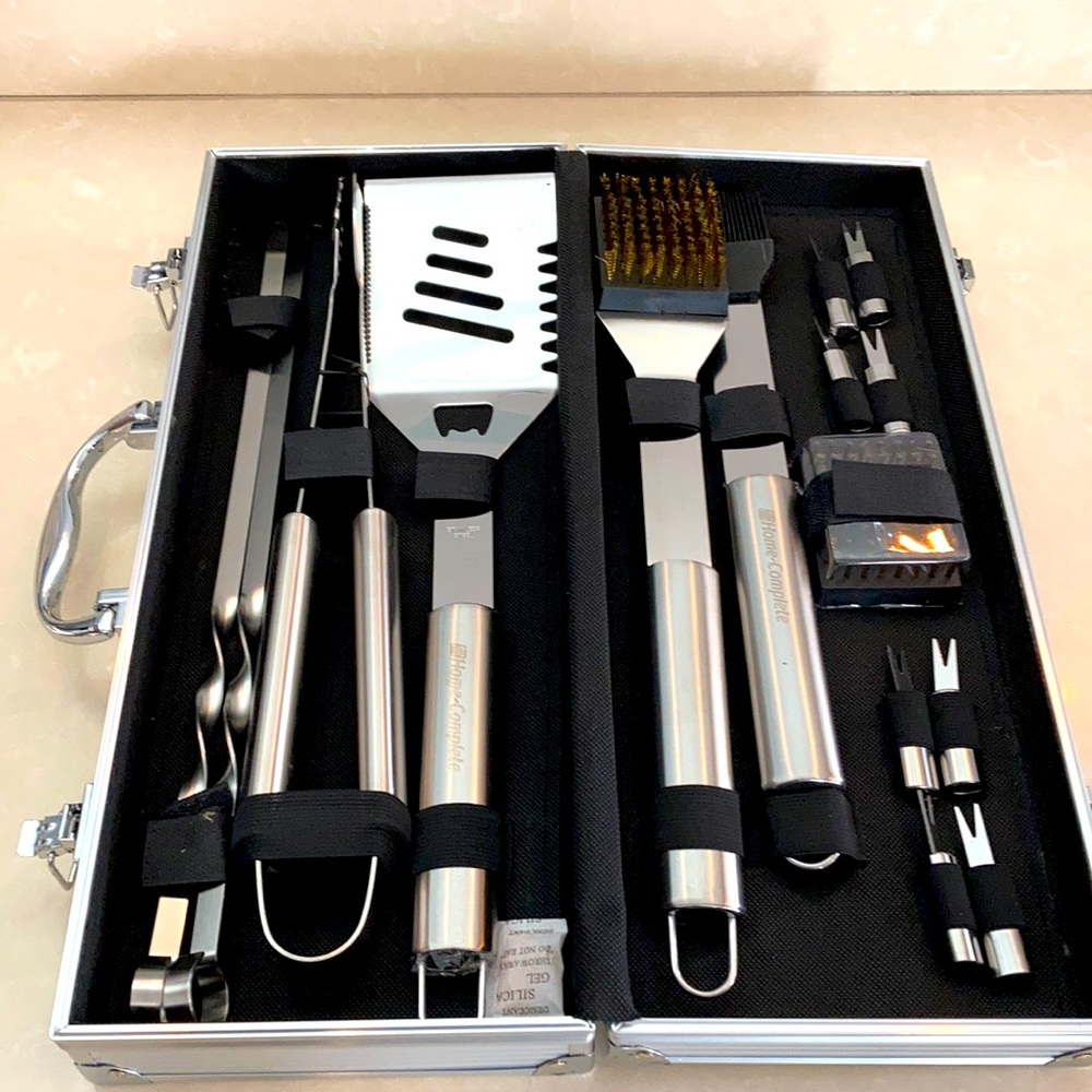 Stainless Steel Grilling Set With Case
